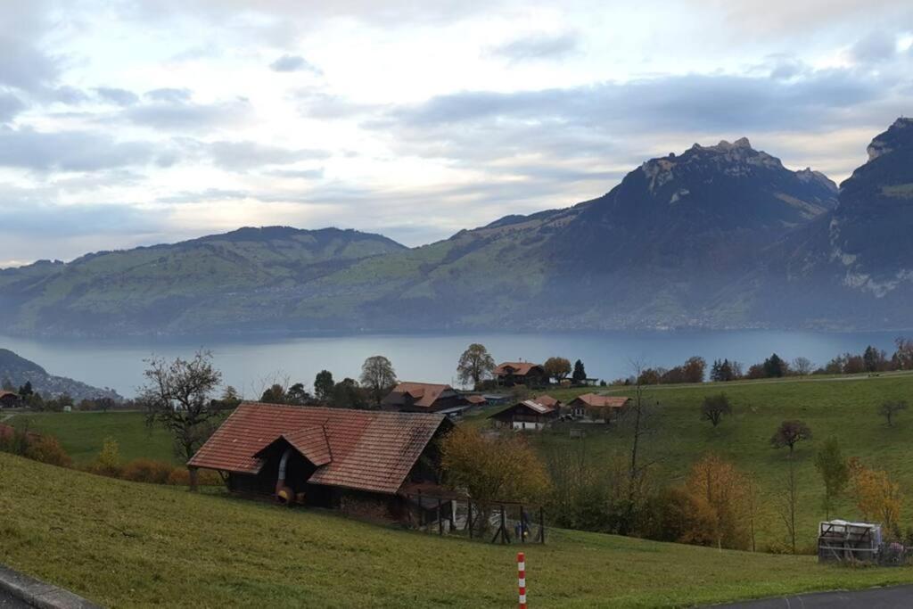 White Home In Aeschi Bei Spiez Exterior foto